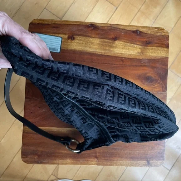 Fendi // vintage Big Tuc Zucchino shoulder bag - Picture 7 of 15